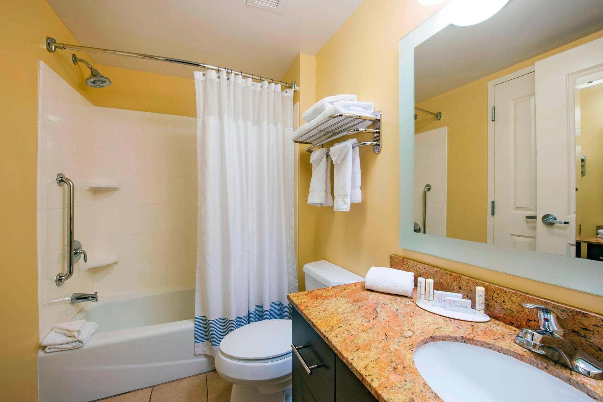 Towneplace Suites By Marriott Bethlehem Easton/Lehigh Valley Hollo Экстерьер фото