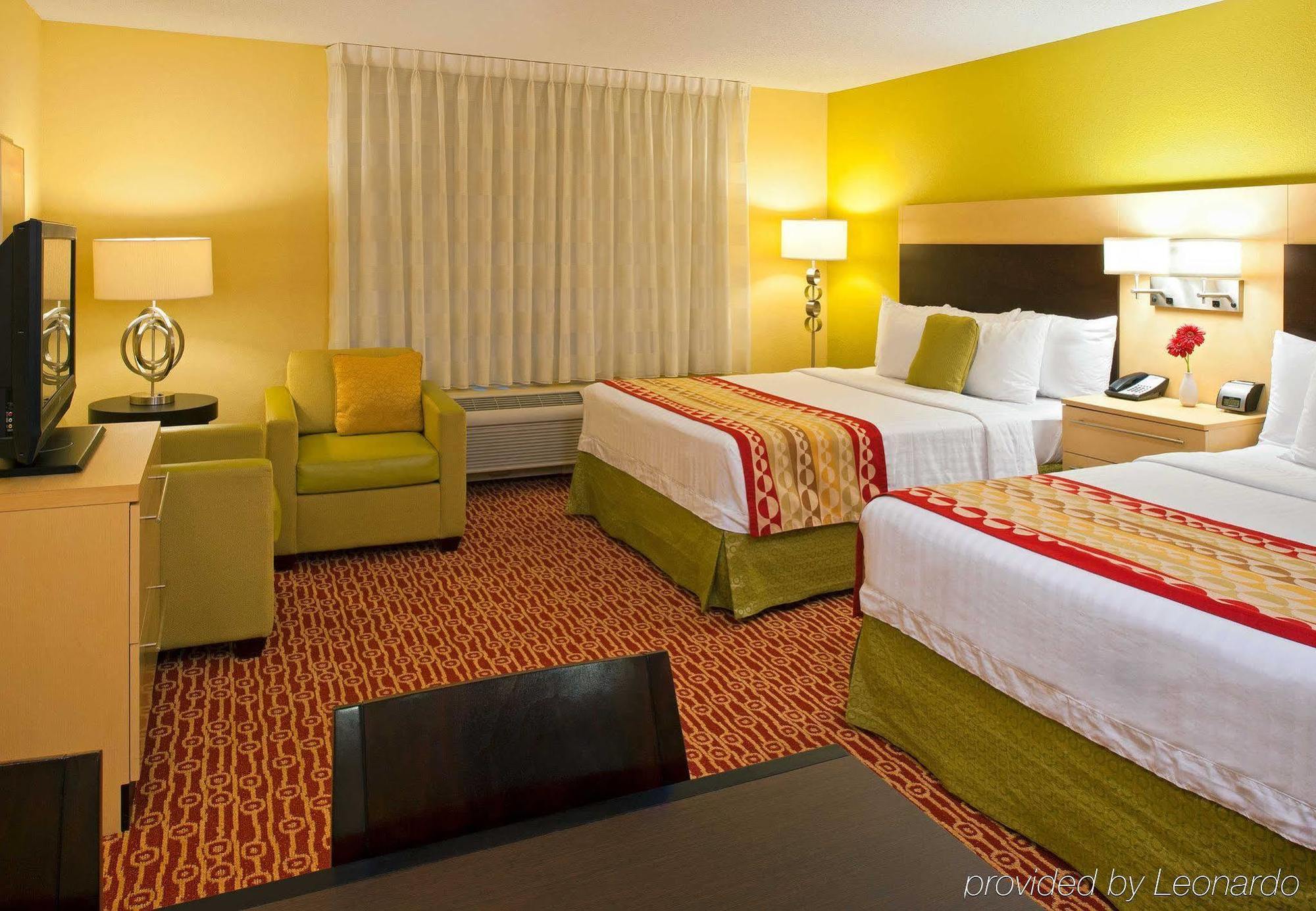 Towneplace Suites By Marriott Bethlehem Easton/Lehigh Valley Hollo Номер фото